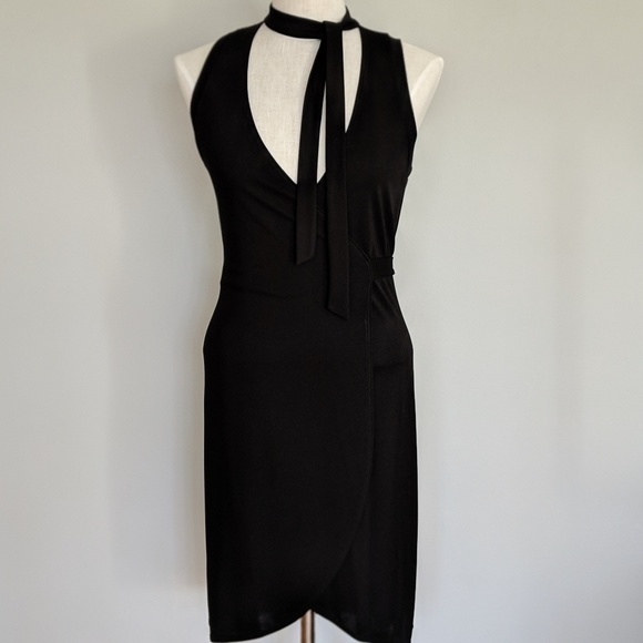 Nicole Miller Artelier Dresses & Skirts - Nicole Miller Artelier black tie-neck dress
